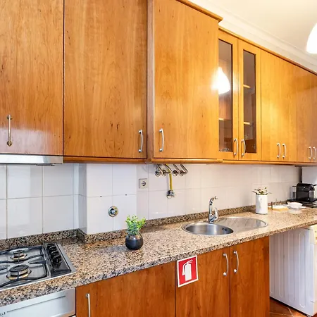 Casa Da Se Historic Next To Cathedral By Se