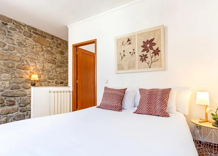 Casa Da Se Historic Next To Cathedral By Se * Braga