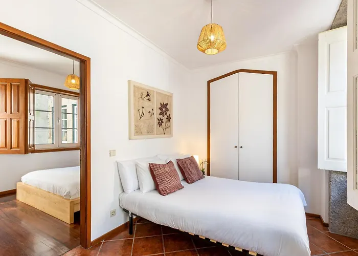 Casa Da Se Historic Next To Cathedral By Se Semesterbostad Braga